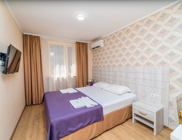 Апартаменты 4-местные 3-комнатные - Санаторий «Славутич» (корпус Восход) Алушта